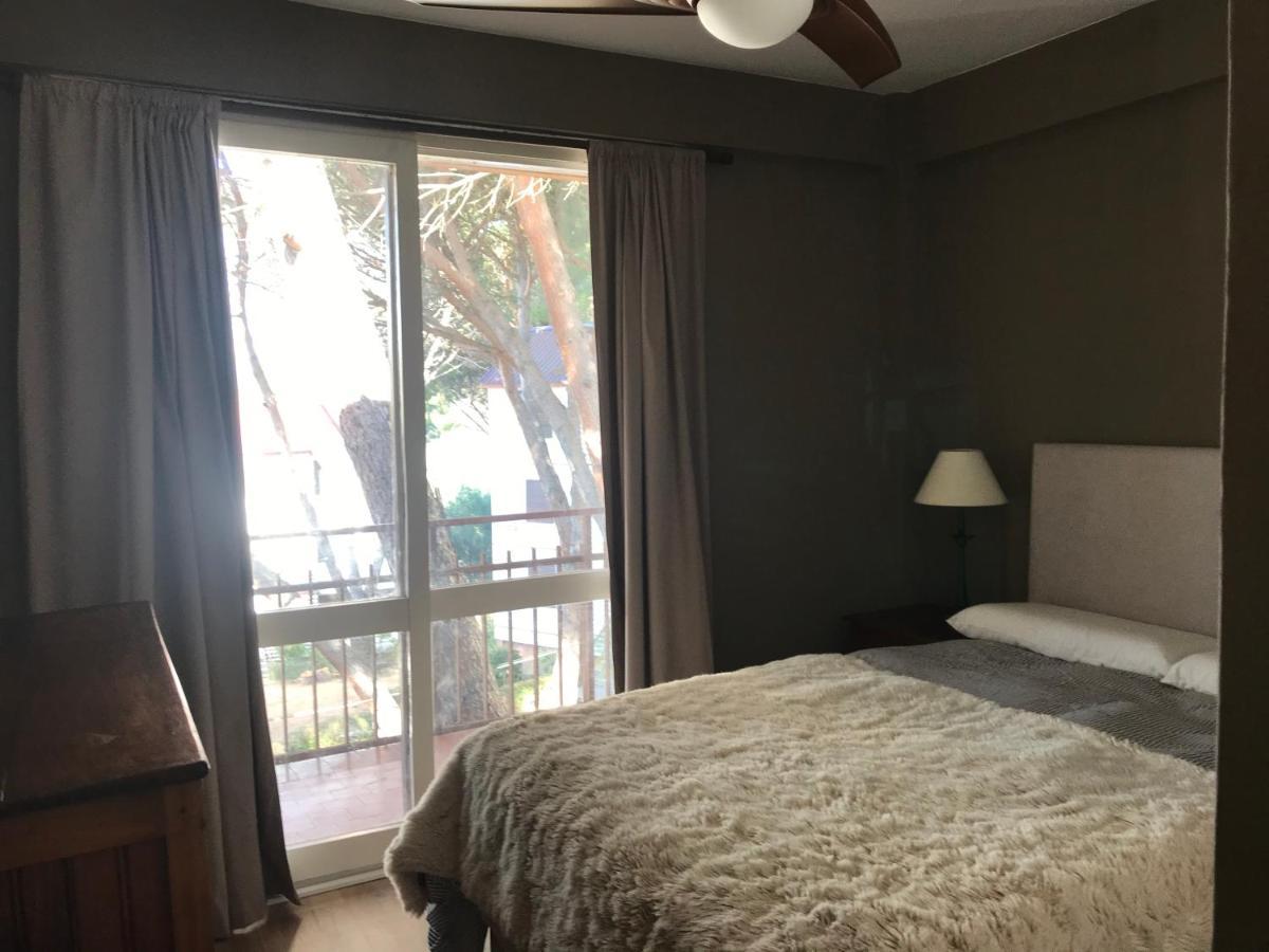 Agradable Apartamento En El Pantano De San Juan Сан-Мартін-де-Вальдейґлесьяс Екстер'єр фото